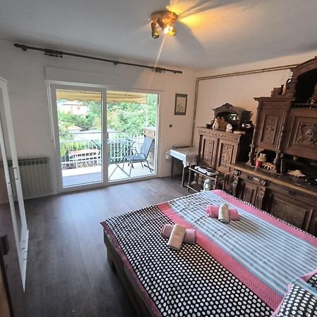 Apartments Lorinda Mošćenička Draga Zimmer foto
